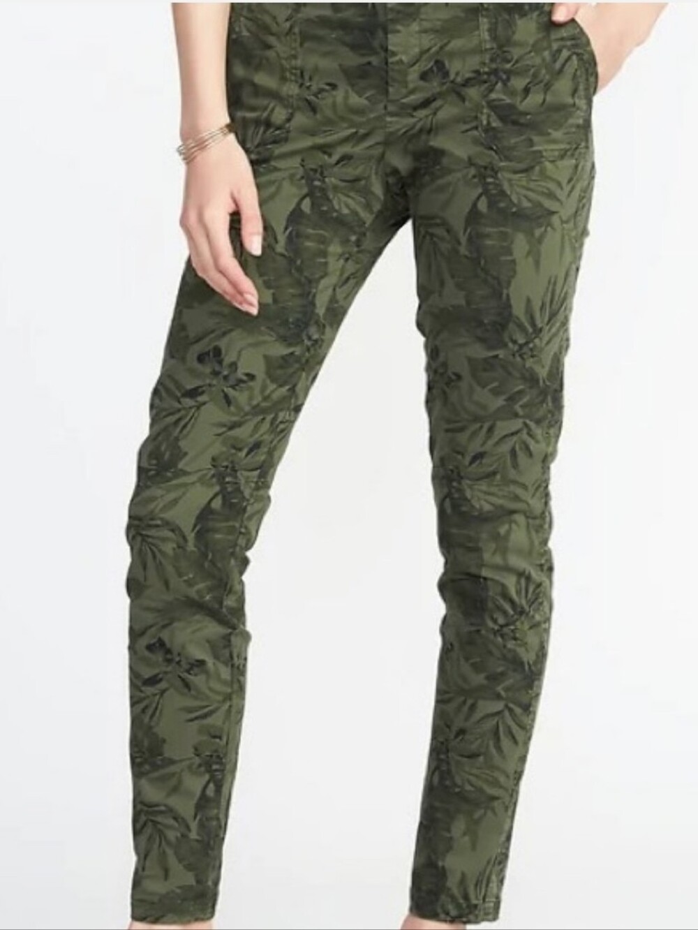 Green Tropical Leaf Print Pixie Pants